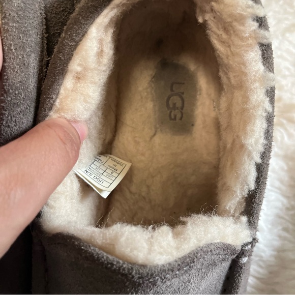 UGG Taupe Ascott Slippers 8 - Picture 4 of 4